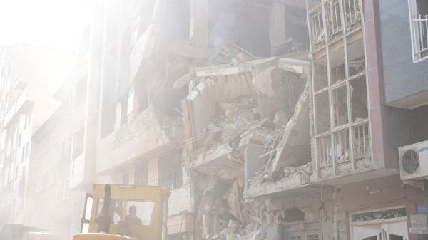 国家允许配资的公司 伊朗导弹袭击以色列 已造成至少2死80伤